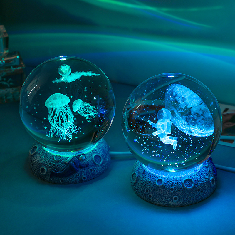 Crystal Ball Night Light with Luminous Base, Creative Desktop Decoration, Ambient Light, 3D Interior Engravin